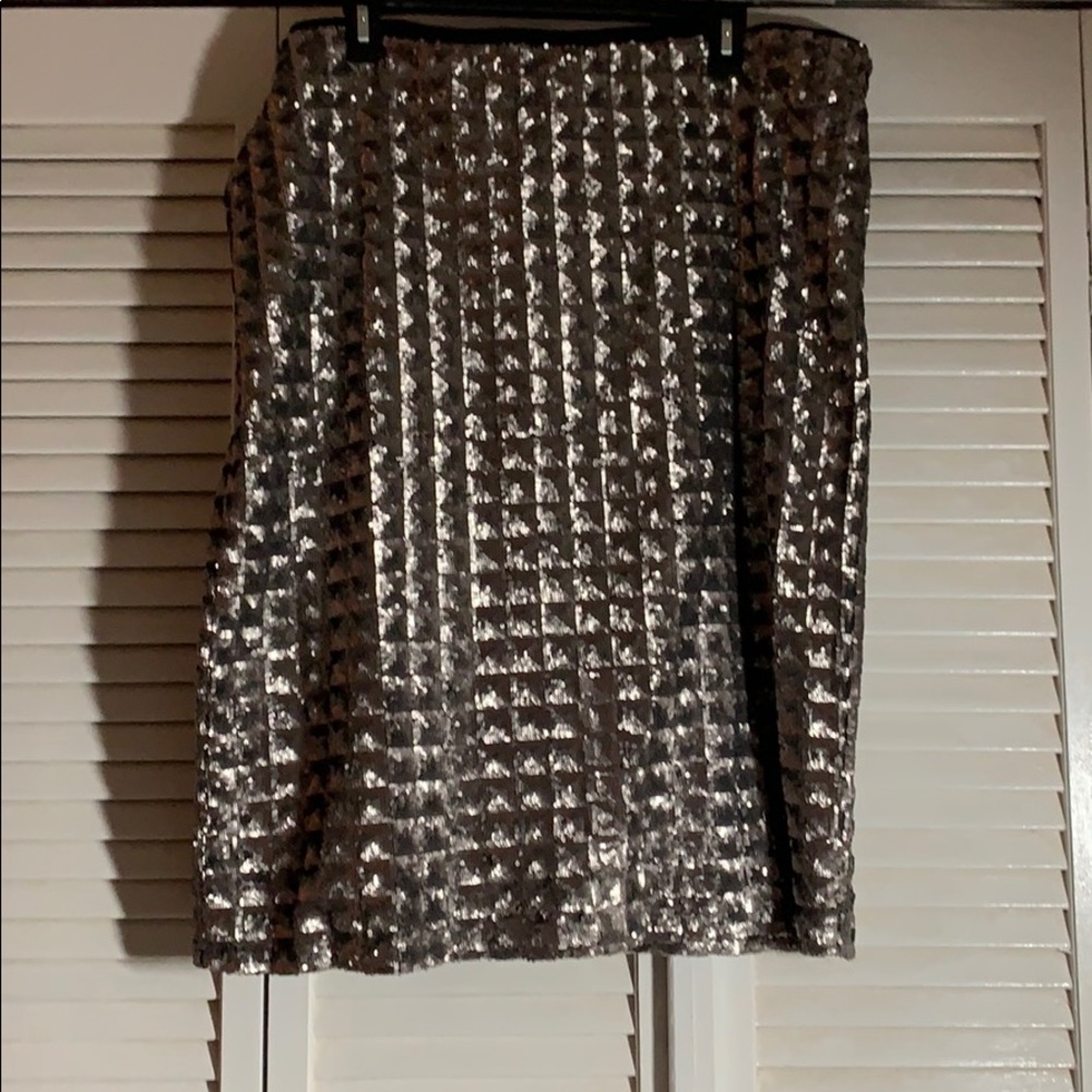 Sequined skirt